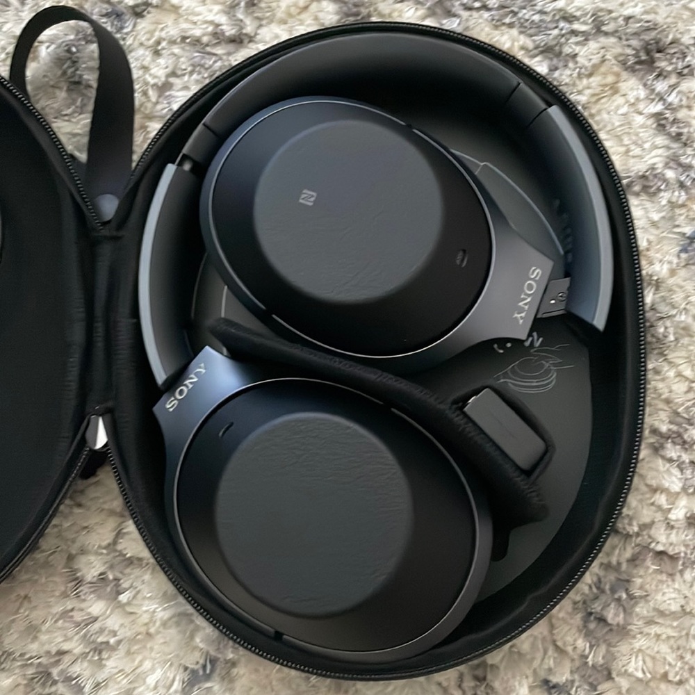 Sony WH-1000xm2